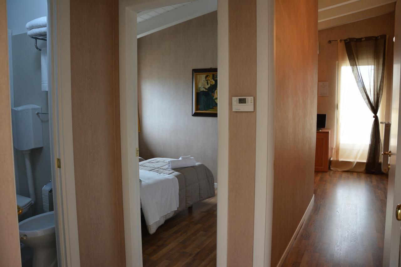 Le Stanze Del Console Bed & Breakfast Gravina in Puglia Eksteriør bilde